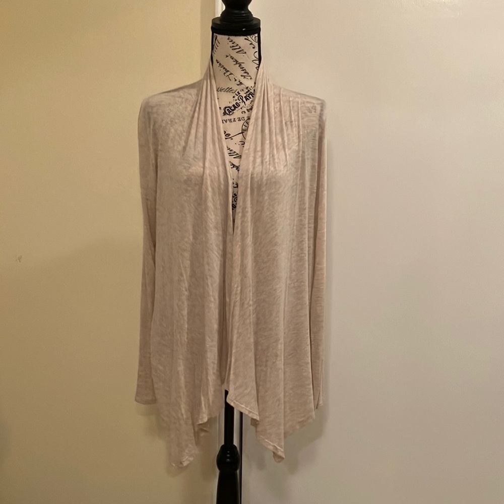 🤍👚 Iva Oatmeal White Light Sweater/Shrug W/Floral Lace Open Back Size L
